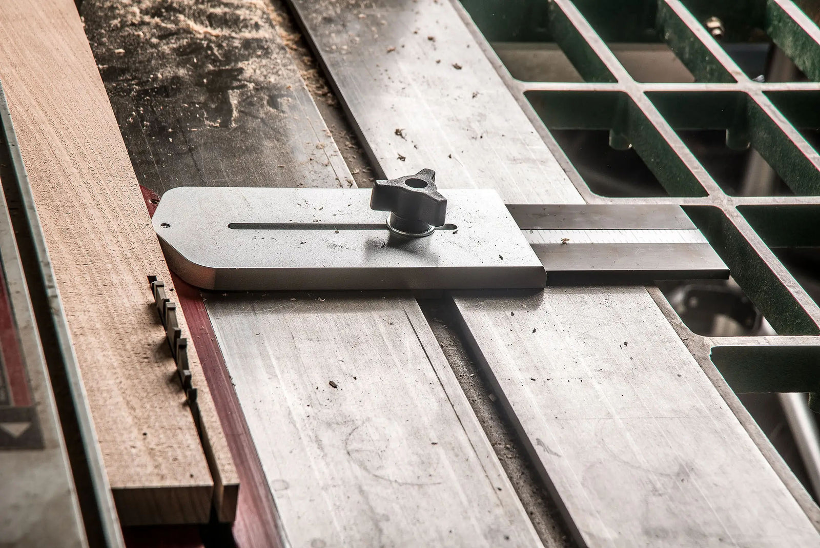 The Ultimate Buyer's Guide to Table Saws