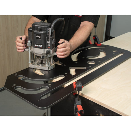 Trend Aperture Worktop Radius Jig for Plunge Routers