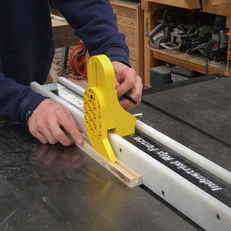 Magnetic Vertical Featherboard Pro for Table Saw Fences